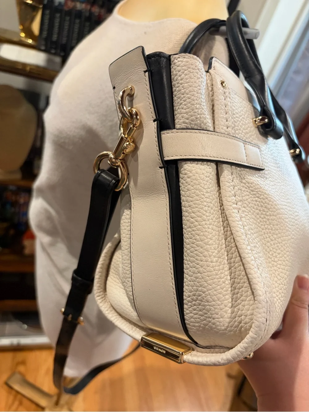 White and black Coach Swagger - 34417